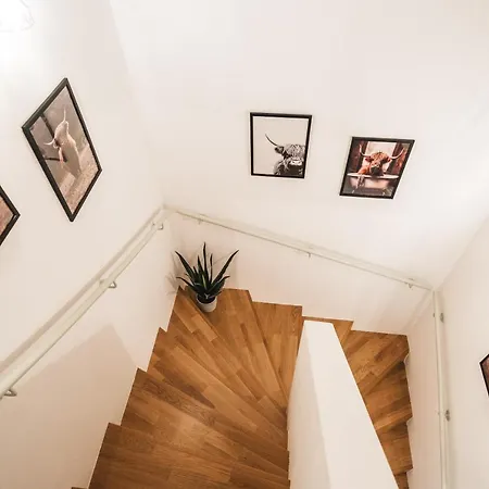 Apartment Alpstay Kuhstadl - 3 Bedrooms - Ski-in & Ski-out Bad Kleinkirchheim